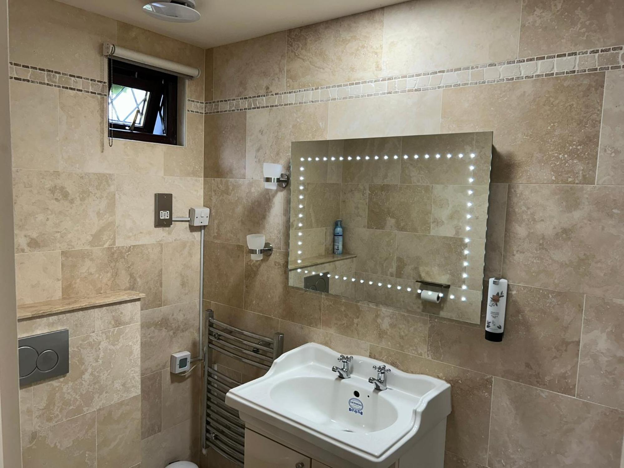 Oakwood Bed And Breakfast Heathrow Hillingdon Exteriér fotografie